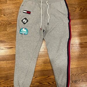Like New Tommy Hilfiger sweatpants